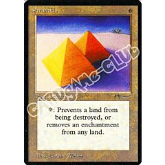 Pyramids non comune (EN) -NEAR MINT-