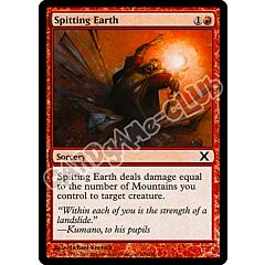 238 / 383 Spitting Earth comune (EN) -NEAR MINT-