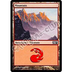 244 / 249 Mountain comune (EN) -NEAR MINT-